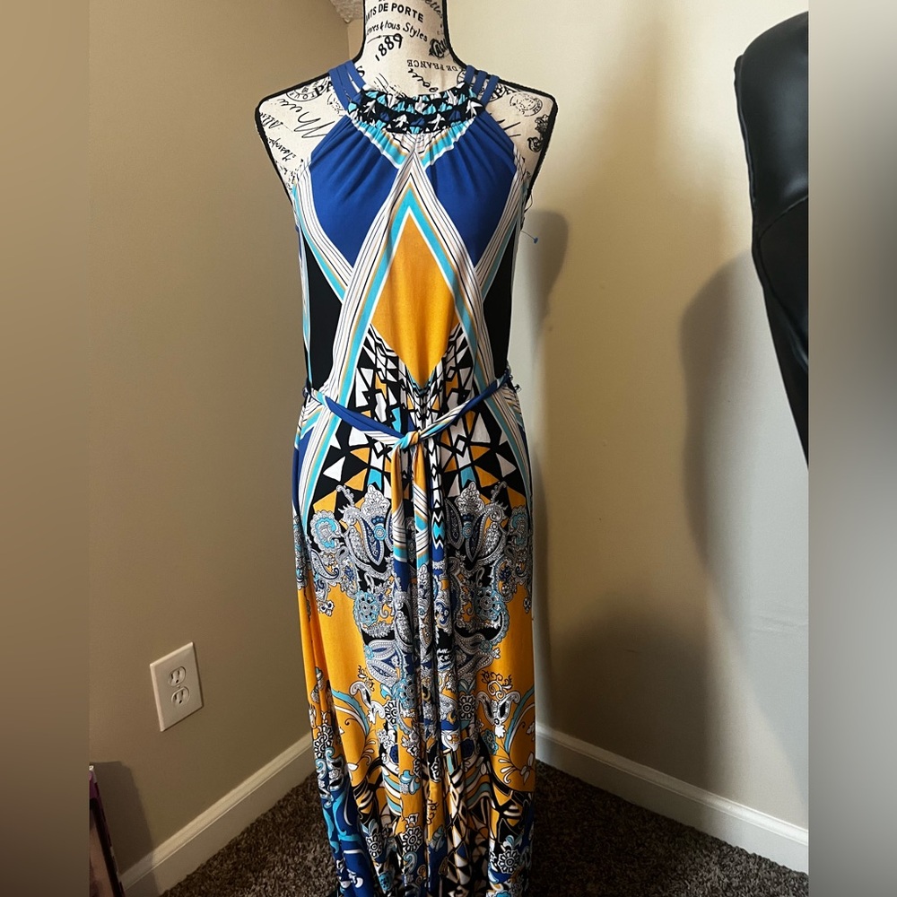 🎉5 for $10 RoZ & Ali Multicolored Maxi Dress size 4